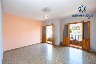 Chalet en venta en Zubia (La)