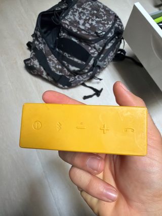Altavoz JBL Mini Amarillo