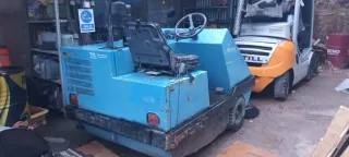 Barredora industrial TN