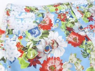 Falda vaquera estampada flores elástica