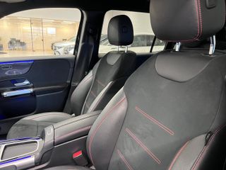 Mercedes-Benz GLB 200 D con 7 PLAZAS