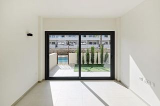Piso en venta en  El Acequión - Los Naúfragos en Torrevieja
