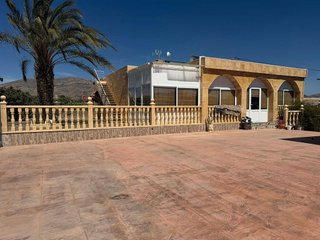 Chalet en venta en Monforte del Cid