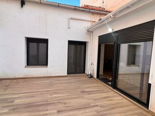 Ático en alquiler en Benalúa en Alicante