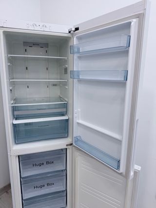 FRIGORÍFICO COMBI HAIER 188 CM NO FROST A+