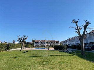 Piso en venta en Castell (Es)