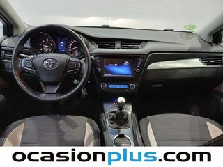 Toyota Avensis 150D Advance 105 kW (143 CV)