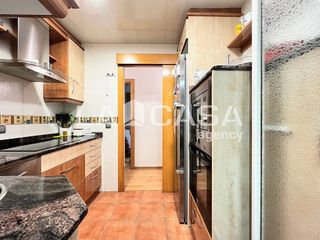 Piso en venta en Artigas - Llefià en Badalona