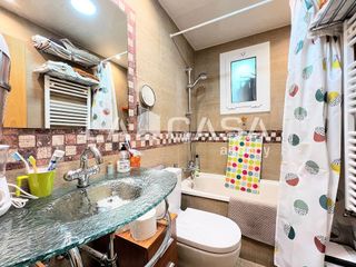 Piso en venta en Artigas - Llefià en Badalona