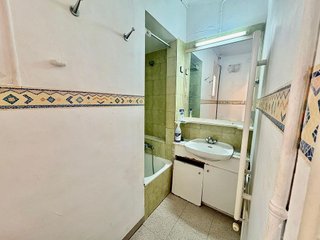 Piso en venta en Sants en Barcelona