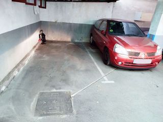 Garaje en venta en La Font d'en Fargues en Barcelona