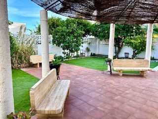 Casa adosada en venta en Urb. El Palmeral en Mojácar