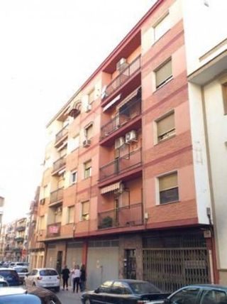 Piso en venta en Linares