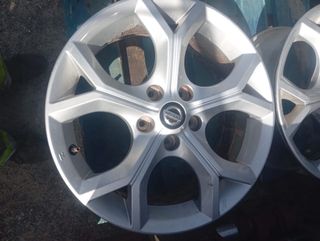 Llantas Nissan 17 Pulgadas