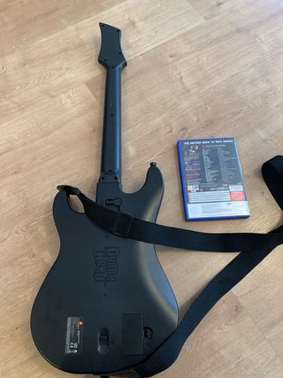 Guitar Hero 5 PS2 + Guitarra