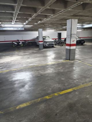 Garaje en venta en Hermanos Falcó - Sepulcro Bolera en Albacete