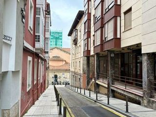 Local comercial en venta en Puerto Chico en Santander