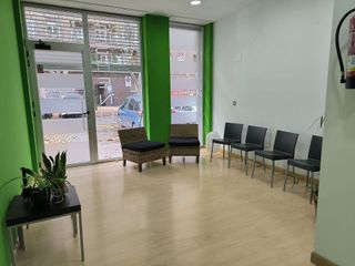 Local comercial en venta en Txagorritxu - El Pilar en Vitoria-Gasteiz