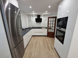 Piso en alquiler en Praza España - Casablanca en Vigo