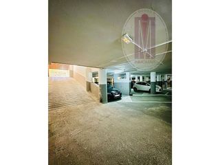 Garaje en venta en La Plana en Esplugues de Llobregat