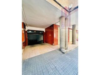 Garaje en venta en La Plana en Esplugues de Llobregat