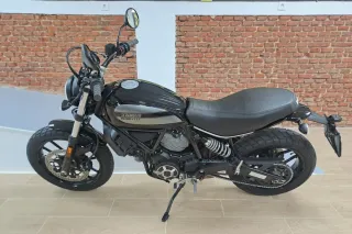 Ducati Scrambler Sixty2 400