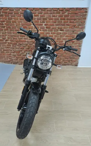 Ducati Scrambler Sixty2 400
