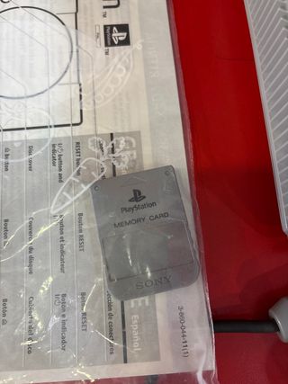 Consola Sony PS1 con 2 mandos y mochila