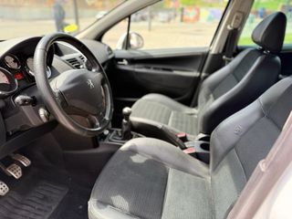 Peugeot 207 2011