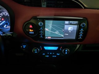 Toyota Yaris 1.5 100H Feel Limited Edition