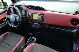 Toyota Yaris 1.5 100H Feel Limited Edition