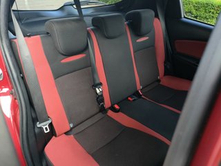 Toyota Yaris 1.5 100H Feel Limited Edition