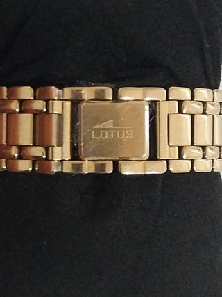 Reloj Lotus Dorado Mujer Clásico