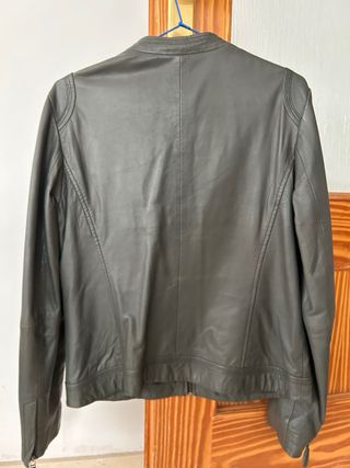 Chaqueta NAF NAF nueva, piel