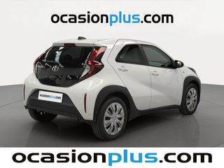 Toyota Aygo X Cross 1.0 VVT-I Play 53 kW (72 CV)