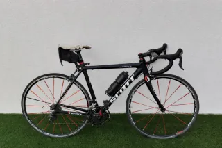 Bicicleta Scott Addict Carbono