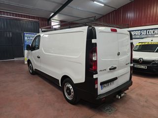Renault Trafic 2019 dci con baca y bola remolque