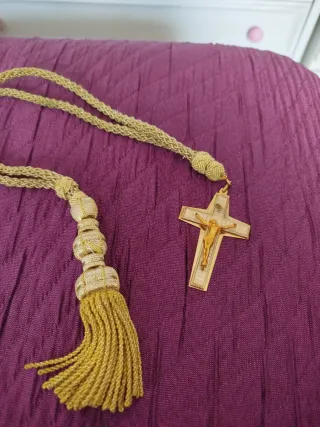 Crucifijo Primera Comunión Dorado