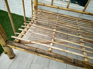 Sofá de bambú para jardín