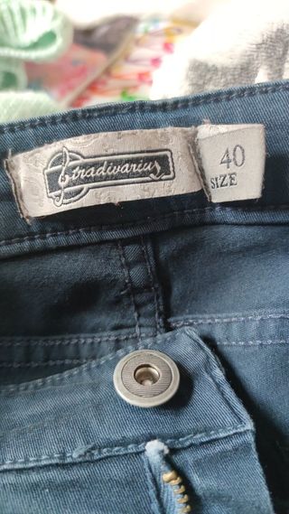 Pantalón denim elástico mujer Stradivarius Talla L