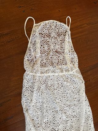 Vestito copricostume bianco traforato