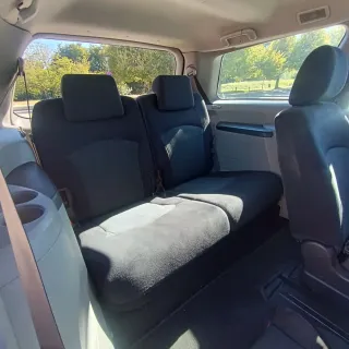 Mitsubishi Grandis 2010 7p