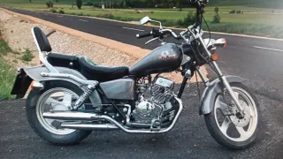 Moto CSR Custom 125cc Carnet B
