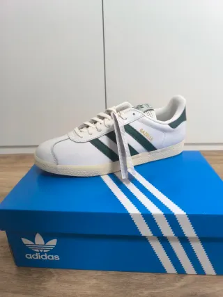 Adidas Gazelle Blancas Piel Talla 44 Nuevas