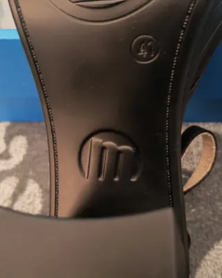 Zapatos Mariamare Plata Tacón Grueso nuevos.