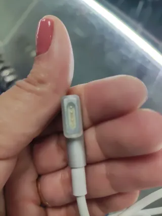 Cargador Apple MagSafe 2 60W