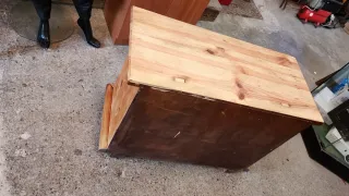 Cómoda de madera con azulejos 2a OPORTUNITAT