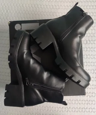 Botines Xti Mujer Negros