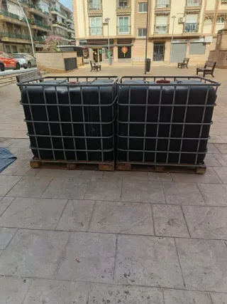 Depósitos de agua 1000L (x2)