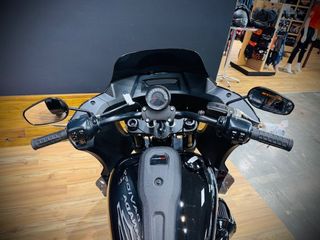 Harley-Davidson Low Rider ST 117 Negra